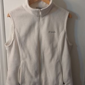 Women's Columbia Fleece Vest (XL)